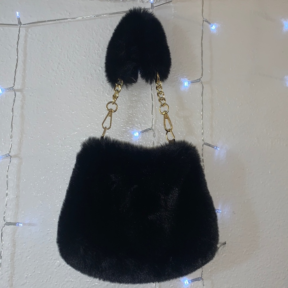 Fluffy purse
